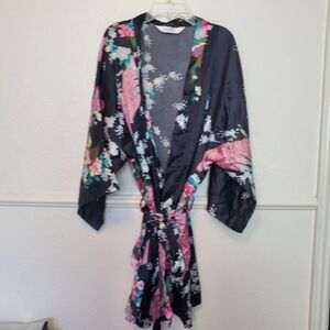 Women’s Black Floral Peacock Light Satin Kimono Robe Lux Slumber Party Soft L/XL